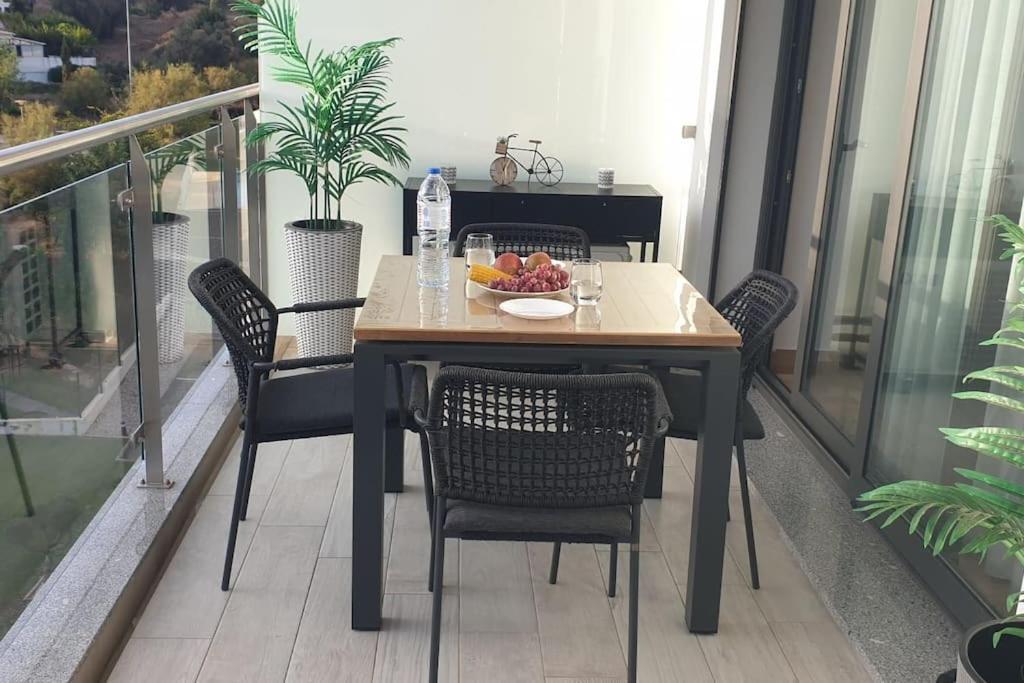פורטימאו Charming Apartment Monte Residence On Top Floor. מראה חיצוני תמונה