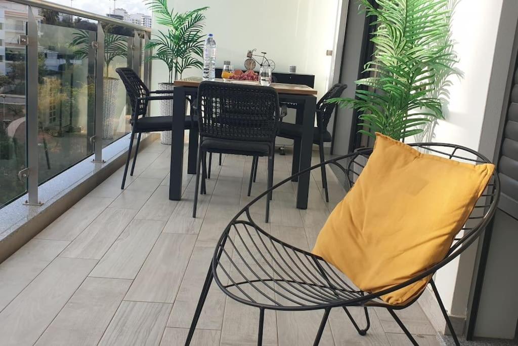 פורטימאו Charming Apartment Monte Residence On Top Floor. מראה חיצוני תמונה